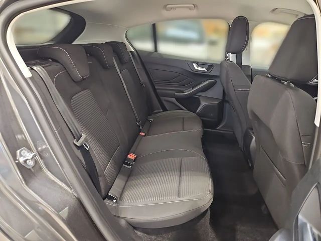 Ford Focus EcoBoost Titanium