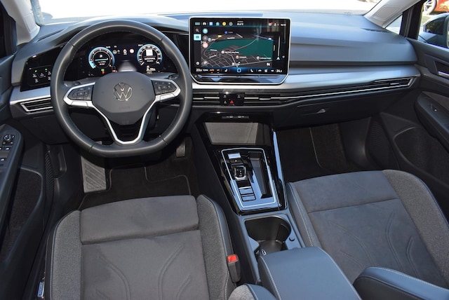 Volkswagen Golf DSG Golf VIII Style