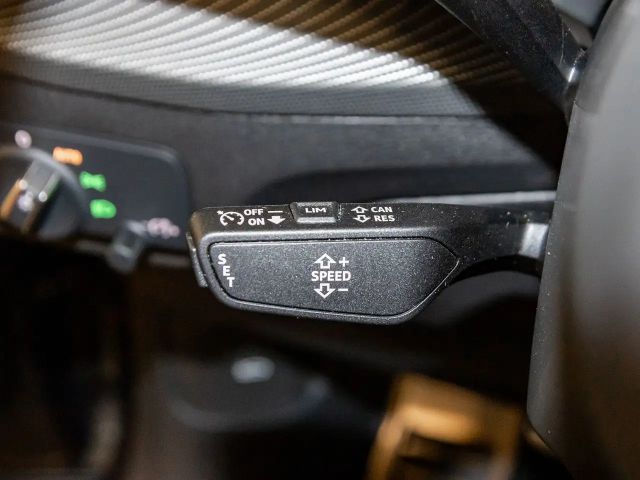 Audi Q2 35 TFSI S-Line S-Tronic