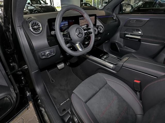 Mercedes-Benz GLA 200 AMG Line