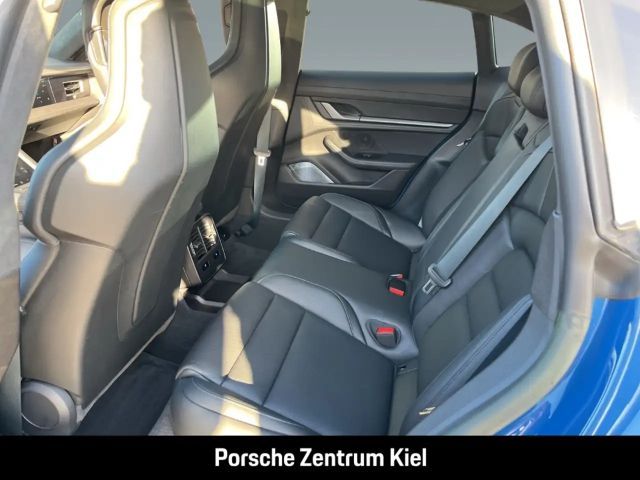 Porsche Taycan Cross Turismo Turbo