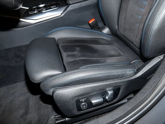 BMW 330 330d M-Sport Sedan xDrive