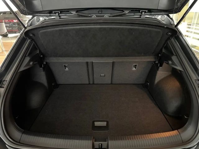 Volkswagen T-Roc 1.5 TSI DSG R-Line