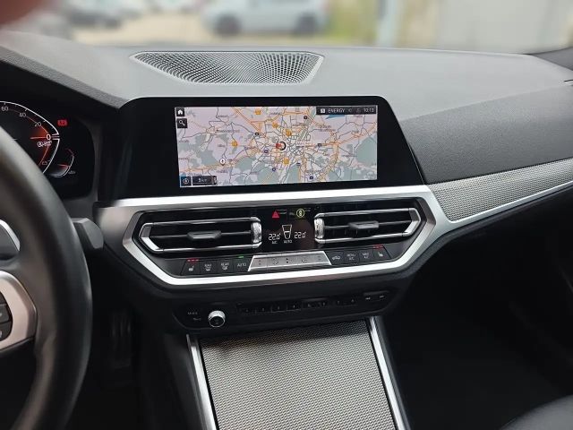 BMW 330 330i M-Sport Sedan