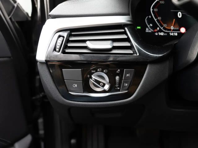 BMW 520 520d Luxury Line Touring