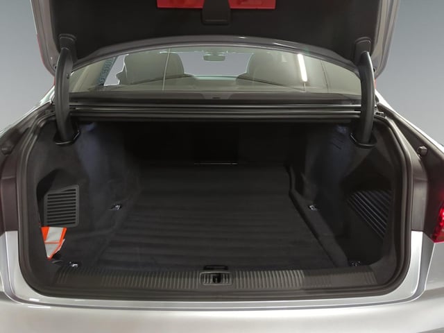 Audi A8 50 TDI Lang Quattro