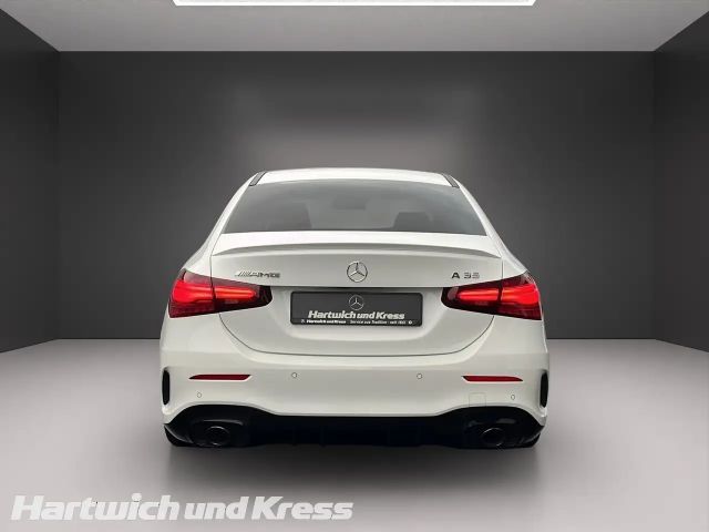 Mercedes-Benz A 35 AMG AMG Line