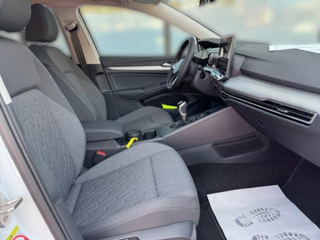 Volkswagen Golf 1.5 TSI Golf VIII