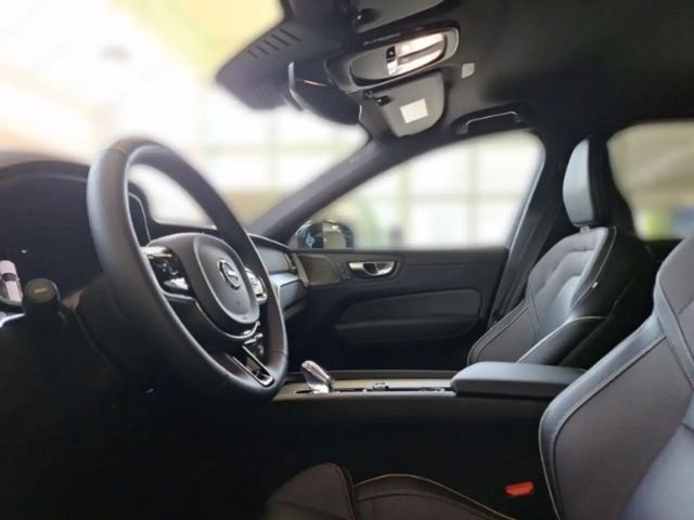 Volvo XC60 Dark Plus