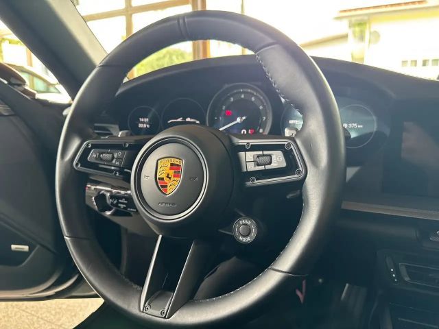 Porsche 911 4S Coupé Targa