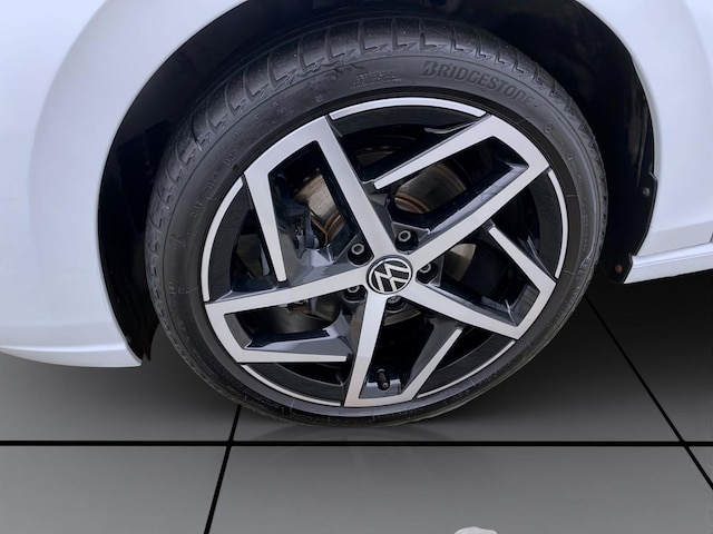 Volkswagen Golf 2.0 TDI DSG Life Variant