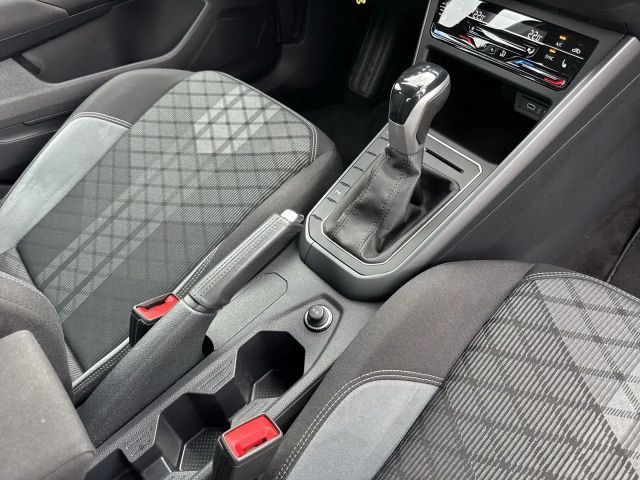 Volkswagen Taigo 1.0 TSI DSG R-Line