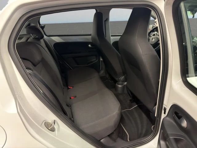 Volkswagen e-up! Move Move up!