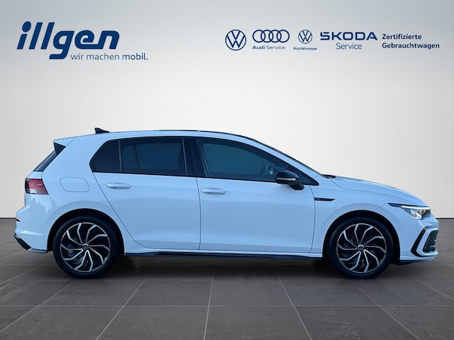 Volkswagen Golf 1.5 TSI Golf VIII R-Line Style