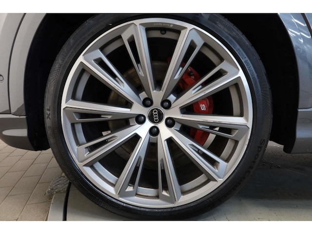 Audi SQ8 Competition Quattro