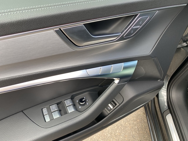 Audi S6 Avant Quattro