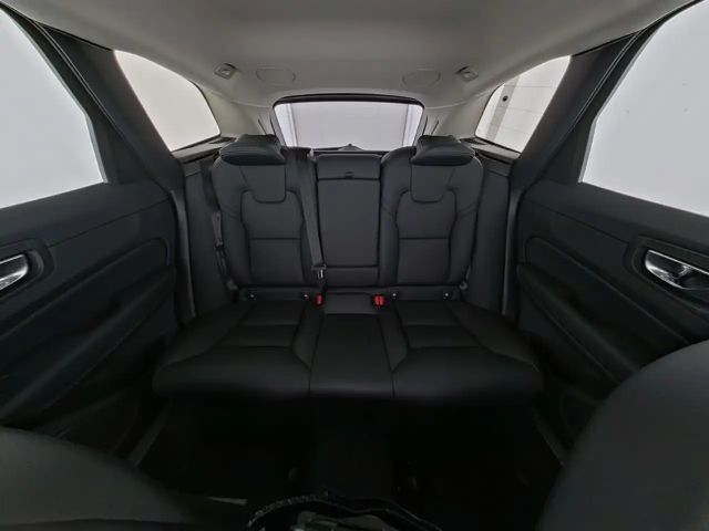 Volvo XC60 AWD Dark Plus