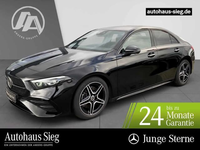 Mercedes-Benz A 220 4MATIC AMG Line Premium