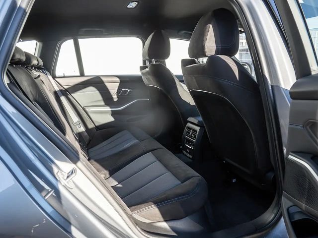 BMW 330 330i M-Sport Touring xDrive