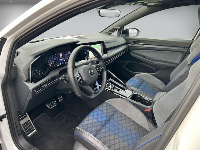 Volkswagen Golf 2.0 TSI IQ.Drive Variant