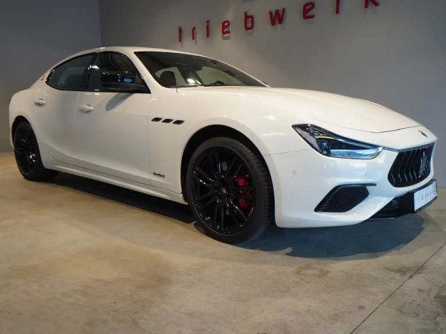 Maserati Ghibli GranSport