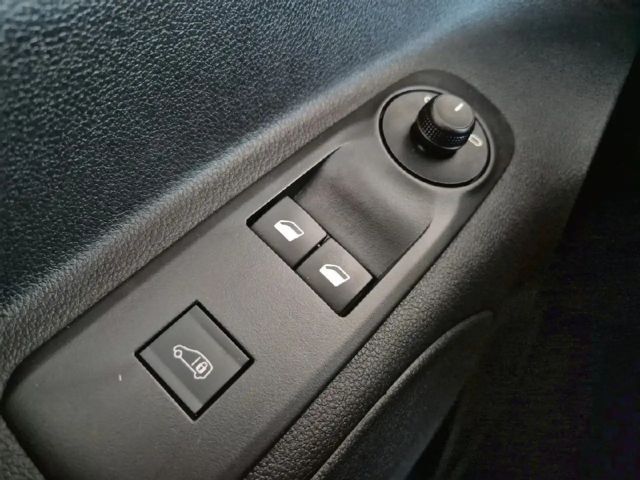 Opel Combo Cargo Edition L2 Kamera PDC Tempomat