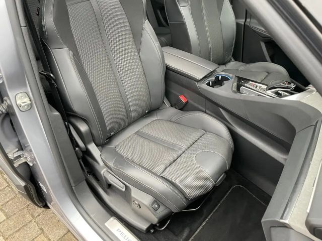 Peugeot 3008 EAT8 GT-Line Hybrid4