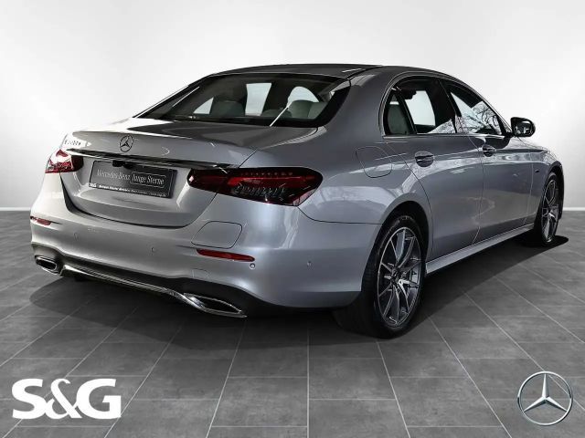 Mercedes-Benz E 300 E 300 de Sedan