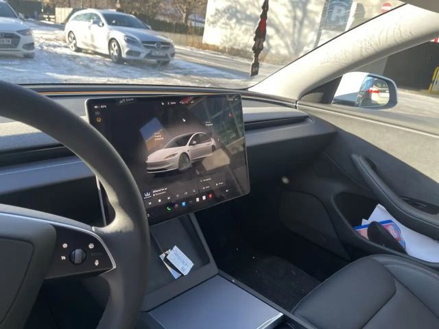 Tesla Model 3 Dual Motor Long Range