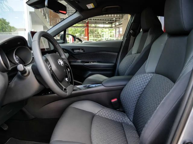 Toyota C-HR Hybride Team D