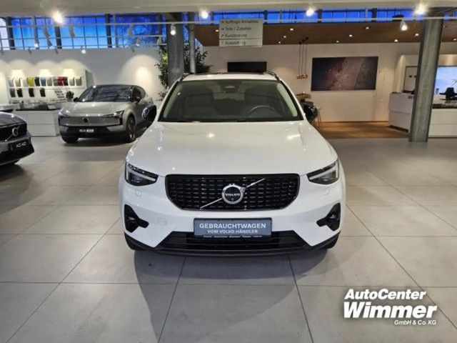 Volvo XC40 Dark Plus