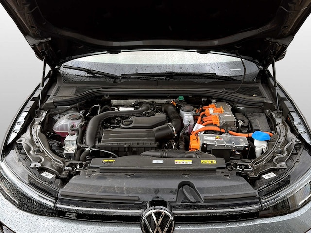 Volkswagen Passat R-Line eHybrid