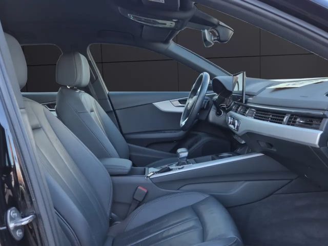 Audi A4 35 TFSI Avant S-Line S-Tronic