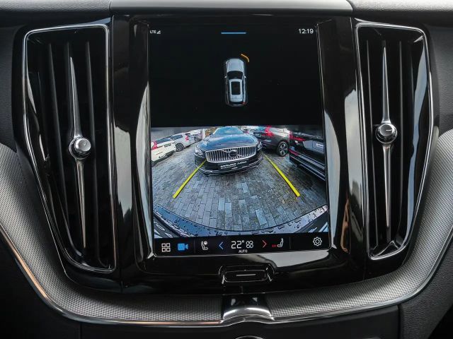 Volvo XC60 Dark Plus