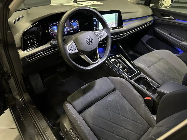 Volkswagen Golf 2.0 TDI DSG Style