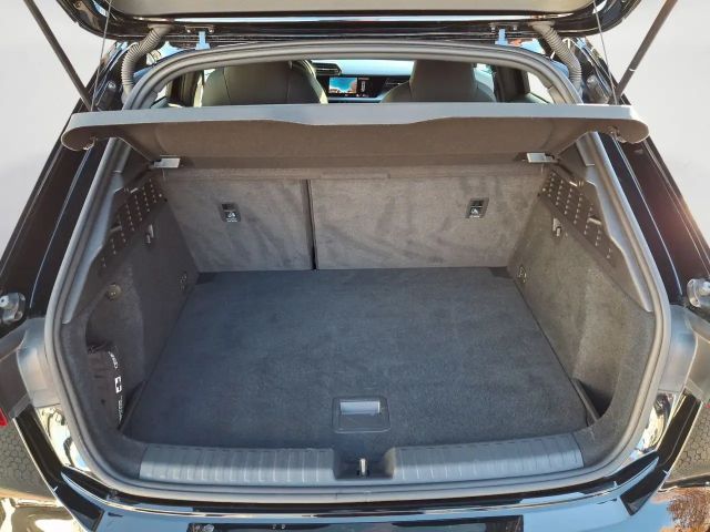 Audi A3 30 TFSI Sedan