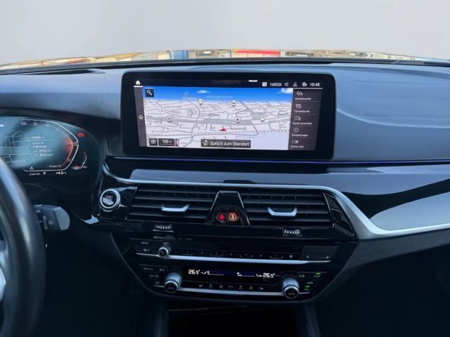 BMW 530 530d M-Sport Touring xDrive