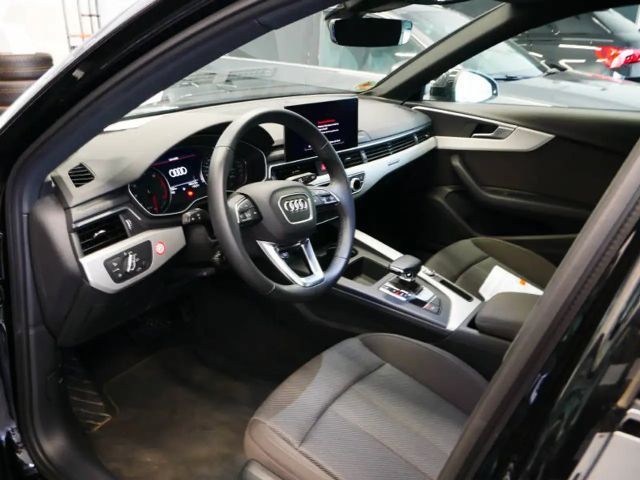 Audi A4 40 TFSI Avant Quattro