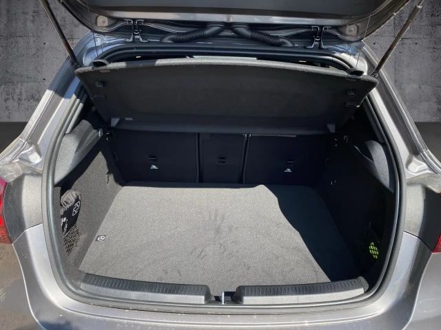 Mercedes-Benz A 200 AMG Line