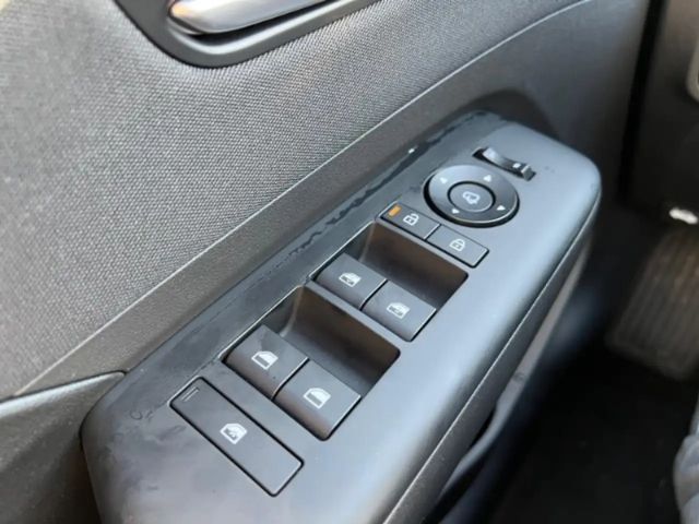 Hyundai Kona Advantage