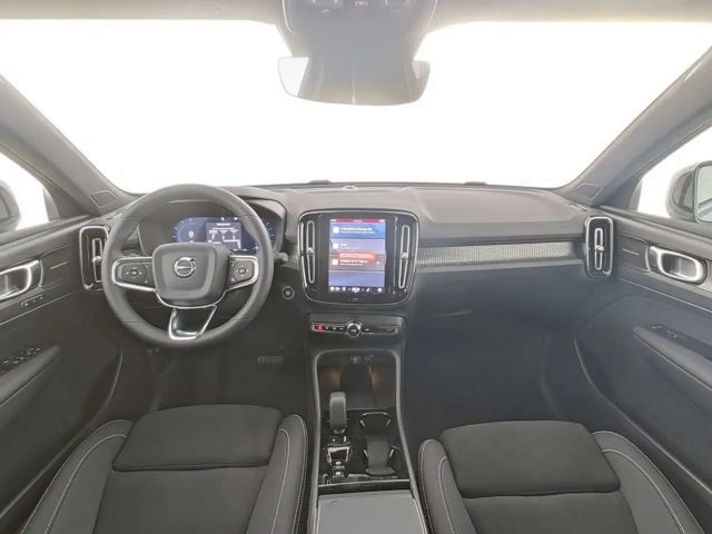 Volvo XC40 Dark Plus
