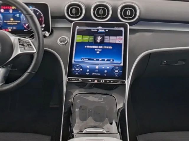 Mercedes-Benz C 220 AVANTGARDE C 220 d Sedan