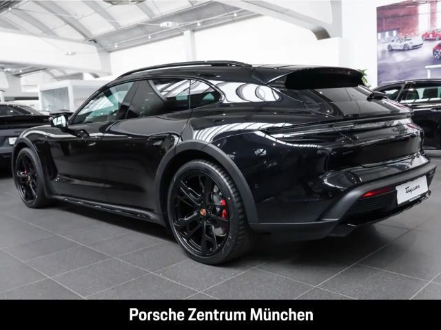 Porsche Taycan 4S Cross Turismo