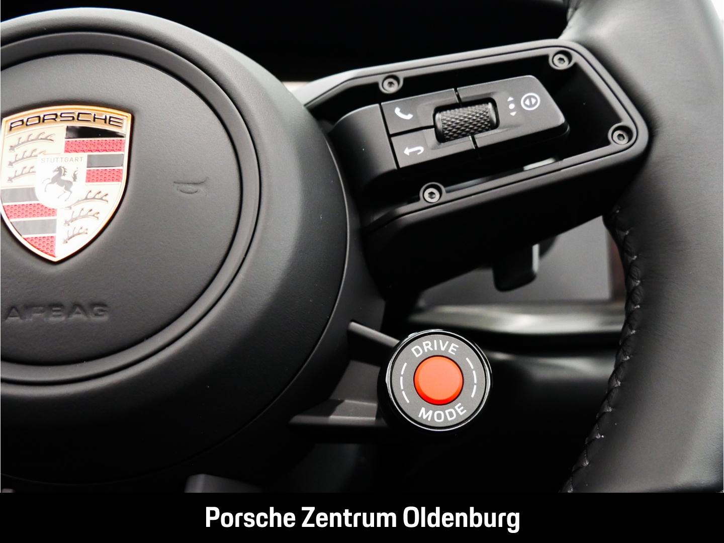 Porsche 911 992 Cabriolet Carrera GTS