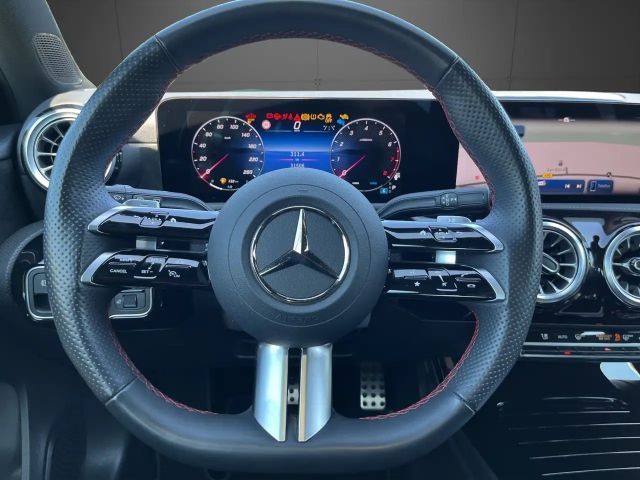 Mercedes-Benz A 200 AMG Line