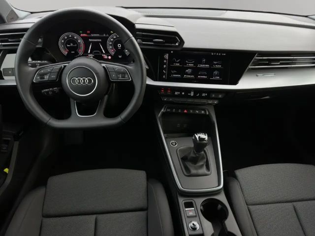 Audi A3 30 TFSI Sedan Sportback