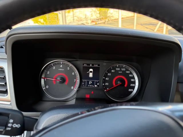 SsangYong Tivoli 2WD Quartz