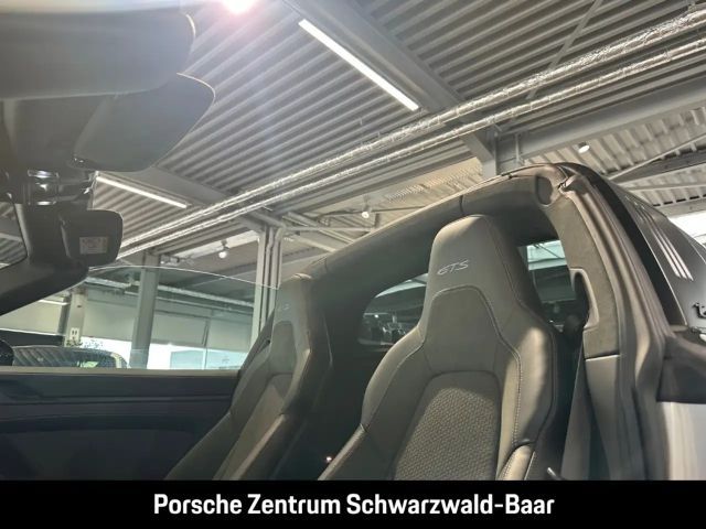 Porsche 992 4 Coupé GTS Targa