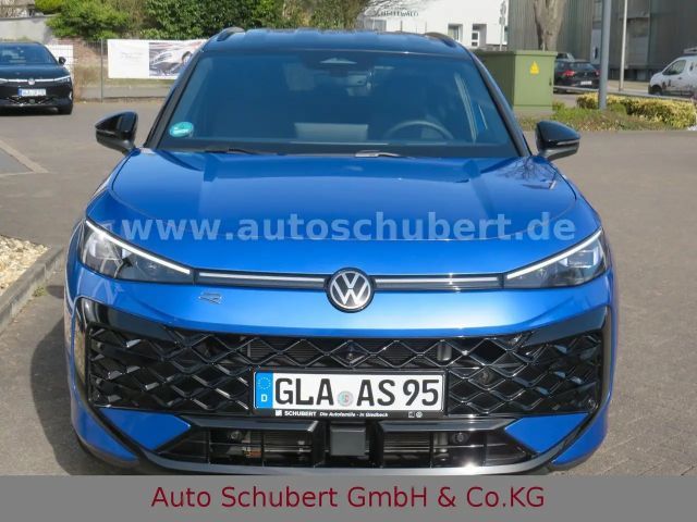 Volkswagen T-Roc 1.5 eTSI DSG R-Line