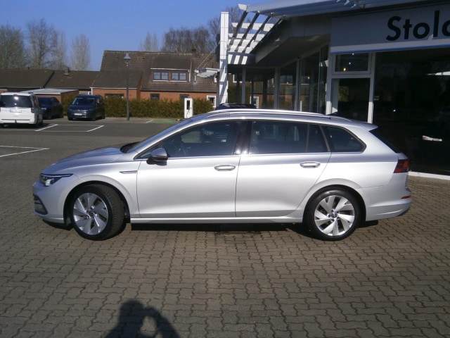 Volkswagen Golf 1.5 eTSI DSG Style Variant
